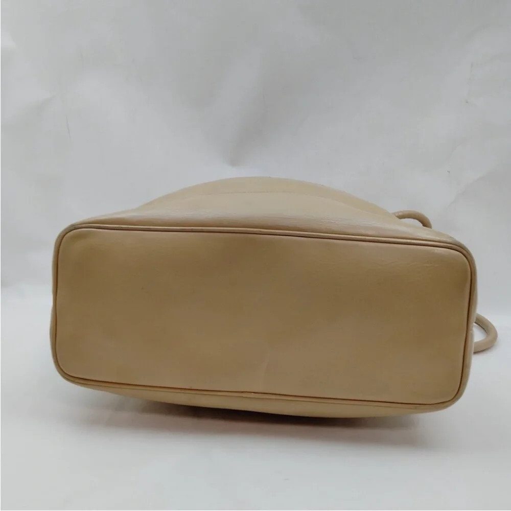 Chanel Beige Leather Shoulder Bag